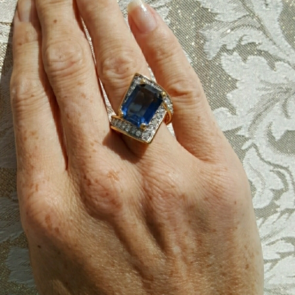 🔥1 HOUR ONLY FLASH SALE PRICE BLUE & WHITE SAPPHIRE RING - Picture 2 of 4